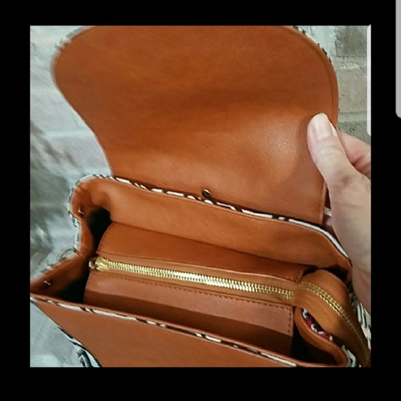 ⭐⭐⭐PINK HALEY BACKPACK⭐⭐⭐ - Picture 3 of 5